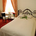 فندق مبيت وإفطار Admiral 3*