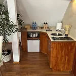 Admiral Bed & Breakfast 3*