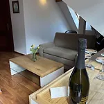 Alojamento de Acomodação e Pequeno-almoço Admiral