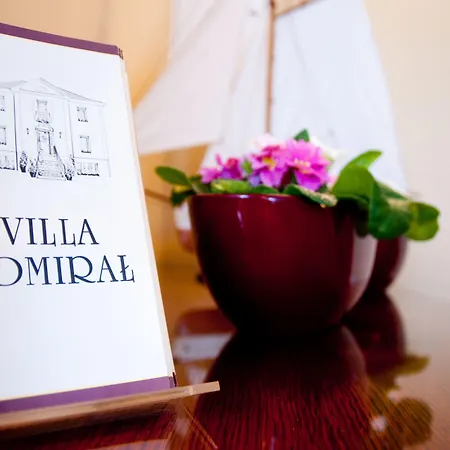 Bed & Breakfast Admiral 3*