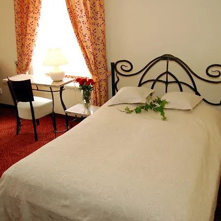 فندق مبيت وإفطار Admiral 3*