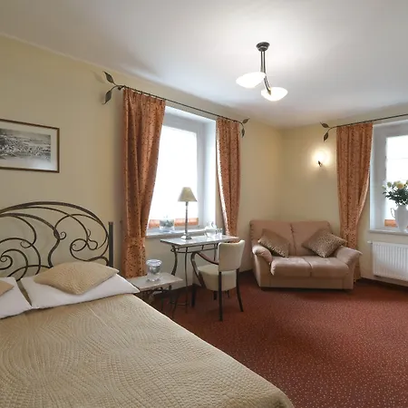 住宿加早餐酒店 海军上将别墅酒店