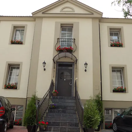 海军上将别墅酒店 3* 格丁尼亚