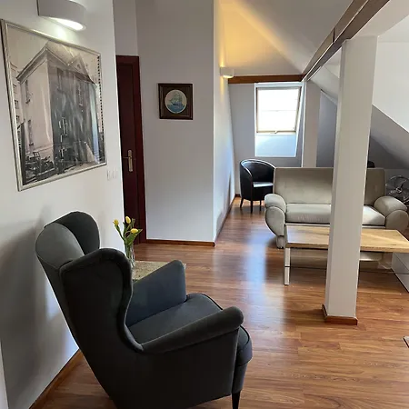 海军上将别墅酒店 格丁尼亚