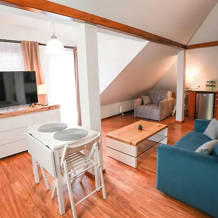 Admiral Bed & Breakfast 3*