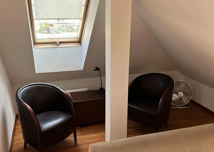 Admiral Bed & Breakfast 3*