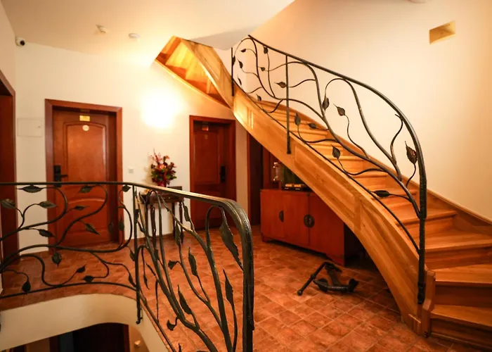 Admiral Bed & Breakfast 3*