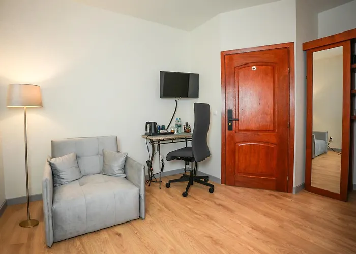 Admiral فندق مبيت وإفطار